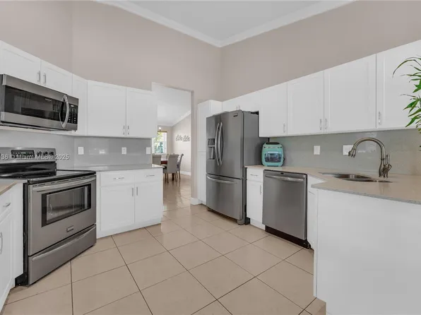 25331 SW 122nd Ct, Homestead, FL 33032