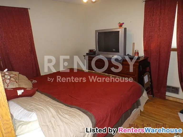 7404 Queen Ave S — Photo 5