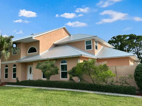 10206 SW Yuma Terrace, Palm City, FL 34990