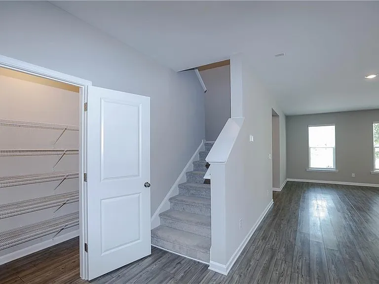 4355 Magpie Dr — Photo 15