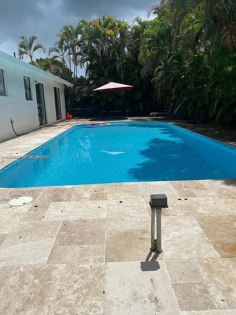 3 bed, 2.0 bath, $4,150 — Photo 1