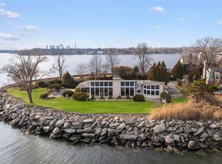 1450 Flagler Dr, Mamaroneck, NY 10543