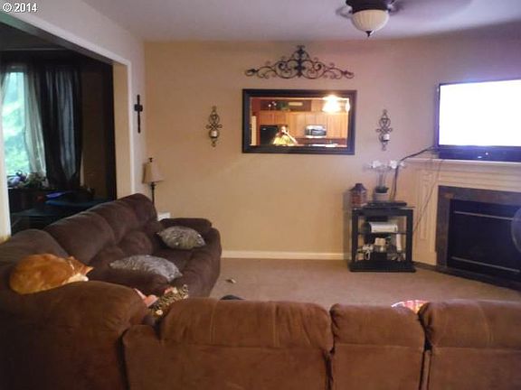 2nd image of 9606 NE 86th St