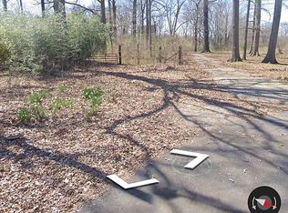 867 E Alcy Rd, Memphis, TN 38106