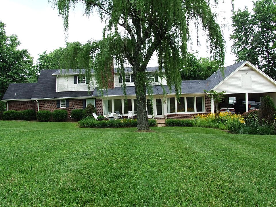 Back of Home featuring florida room