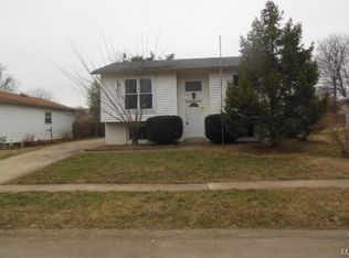 3031 Ventnor Pl, Florissant, MO 63031