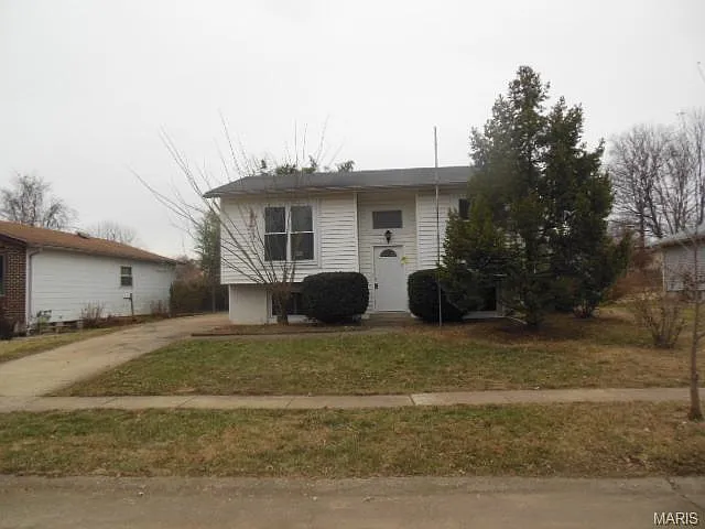 3031 Ventnor Pl photo 1