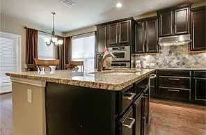 3 bed, 3.5 bath, 3034 sqft, $3,200 — Photo 3