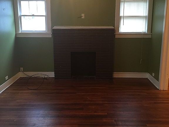 5th image of 2020 Wood St