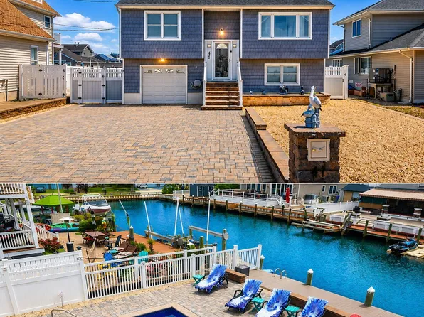 41 Pilot Road, Toms River, NJ 08753