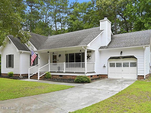 2nd image of 1205 Spanish Moss Court