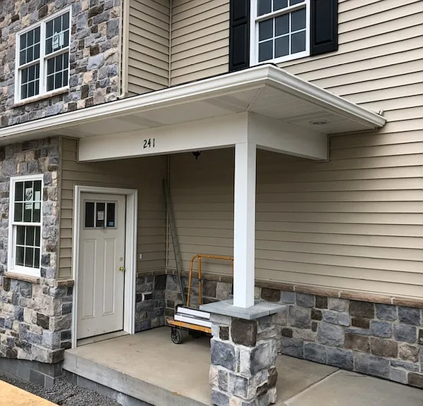 241 Easterly Pkwy — Photo 2