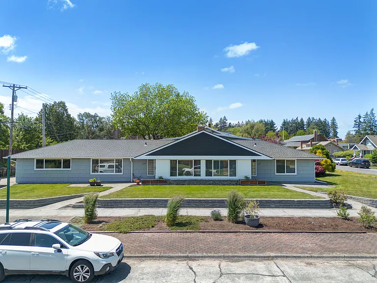 1416 N Cedar St — Photo 25