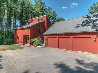 20 Old Manchester Rd, Amherst, NH 03031