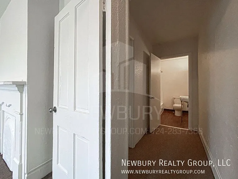 37 Hickory St — Photo 18