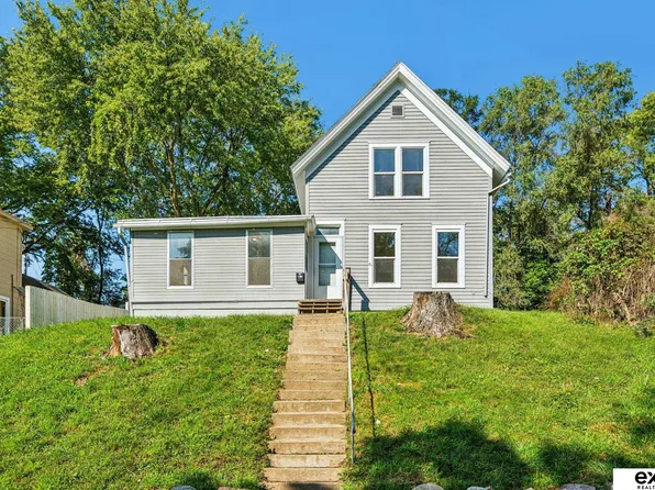 317 N 6th St, Missouri Valley, IA 51555