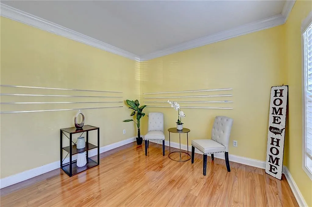 5 bed, 4.0 bath, 3155 sqft, $3,000 — Photo 4