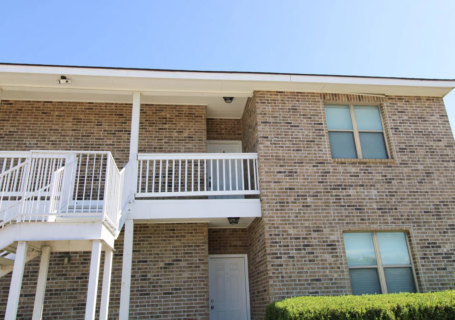 530 Dukeway Unit #4 — Photo 2