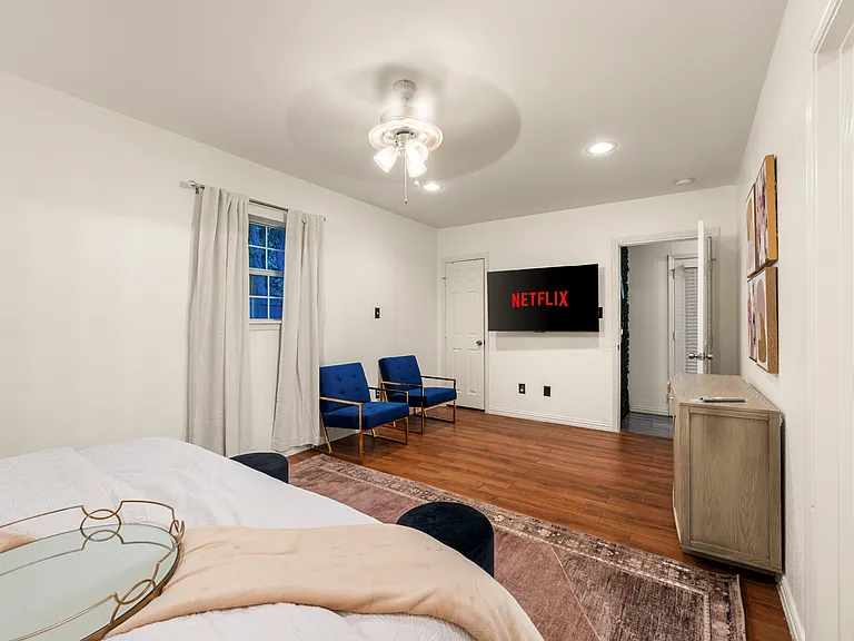 Master Bed Room