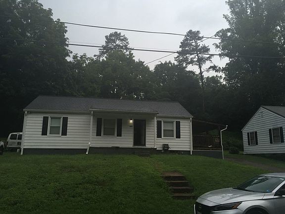 2nd image of 1858 Stultz Rd