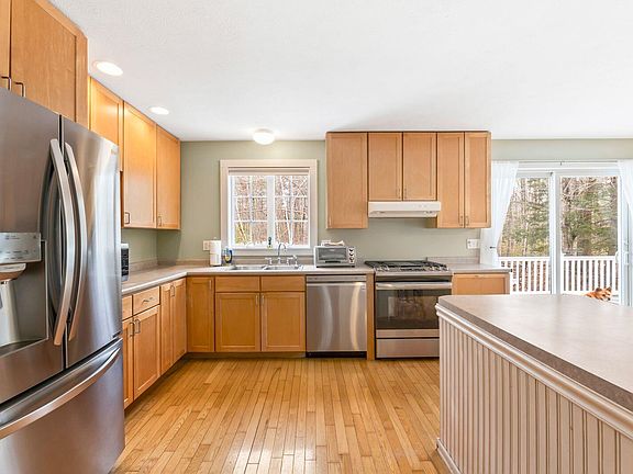 4th image of 33 Green Ridge Drive
