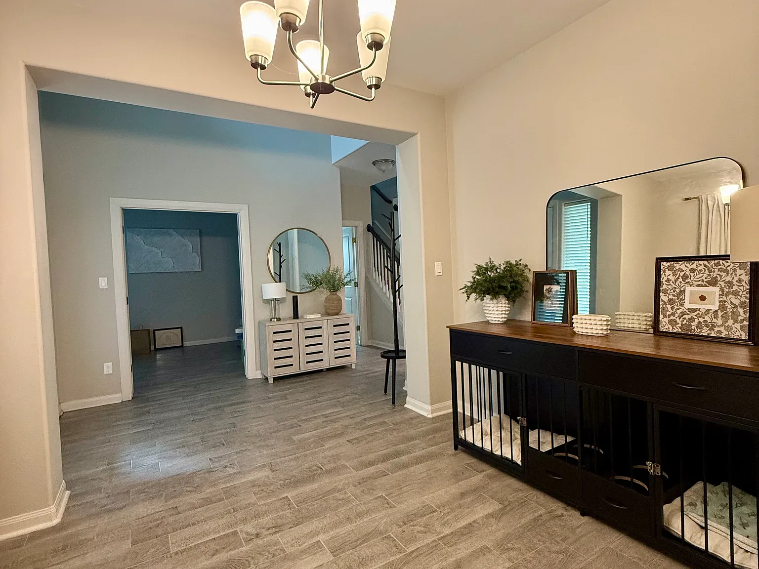 4 bed, 2.5 bath, 2419 sqft, $2,400 — Photo 4