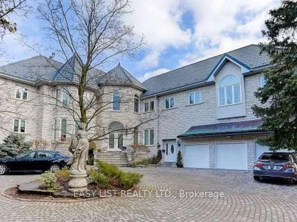 206 Arnold Ave, Vaughan, ON L4J 1B9