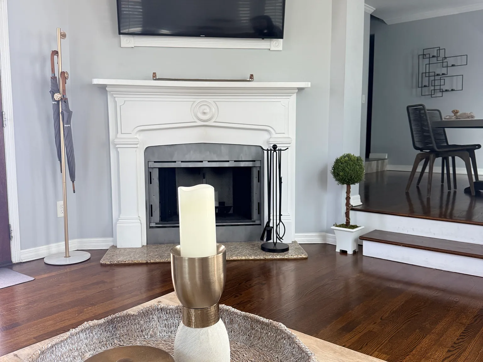 2 bed, 2.5 bath, 1300 sqft, $6,500 — Photo 3