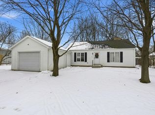182 N Clinton Ave, Clintonville, WI 54929