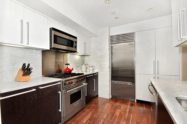 Sold by Corcoran | media 3