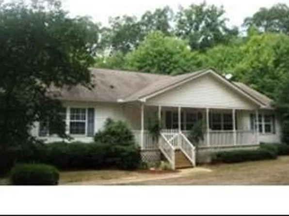 3306 Poplar Dr, Efland, NC 27243