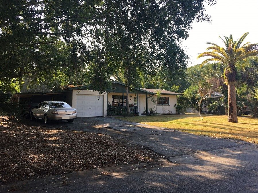 2nd image of 264 Hoosier Pl