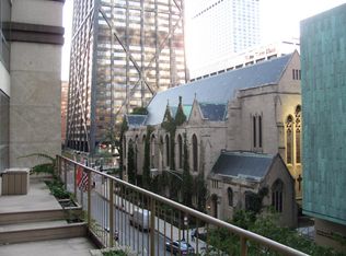 110 E Delaware Pl APT 404, Chicago, IL 60611