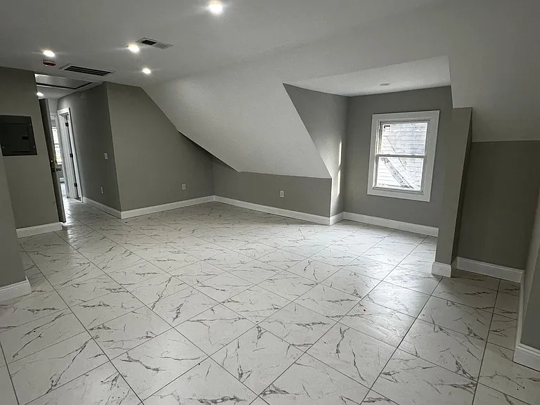 57 Treacy Ave #G3 — Photo 7
