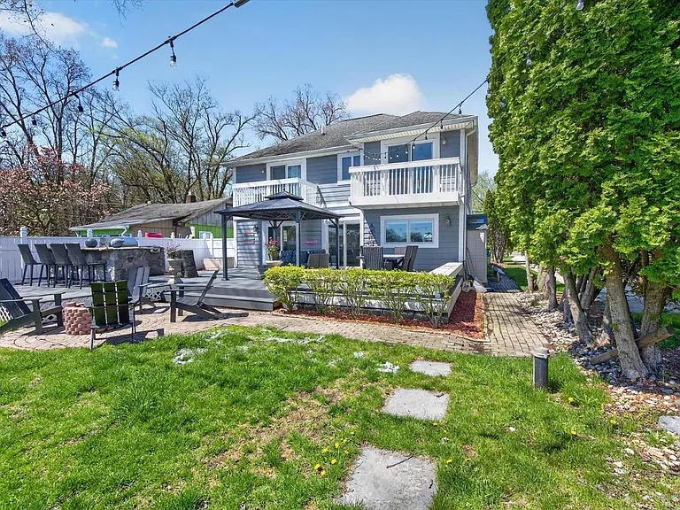 3341 Newton Rd — Photo 45