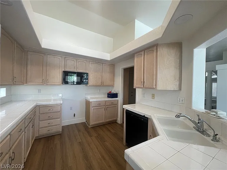2538 Furnace Creek Ave — Photo 7