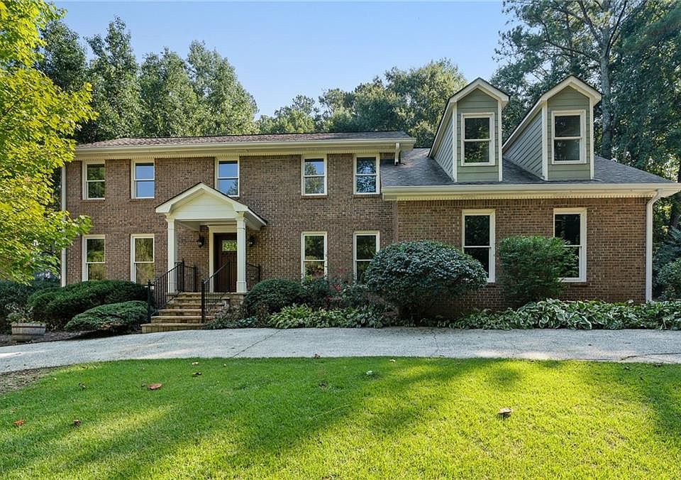 1st image of 2390 Prince Howard Way