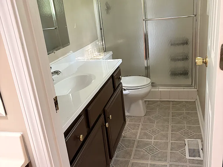 4214 Holly Tree Dr — Photo 18