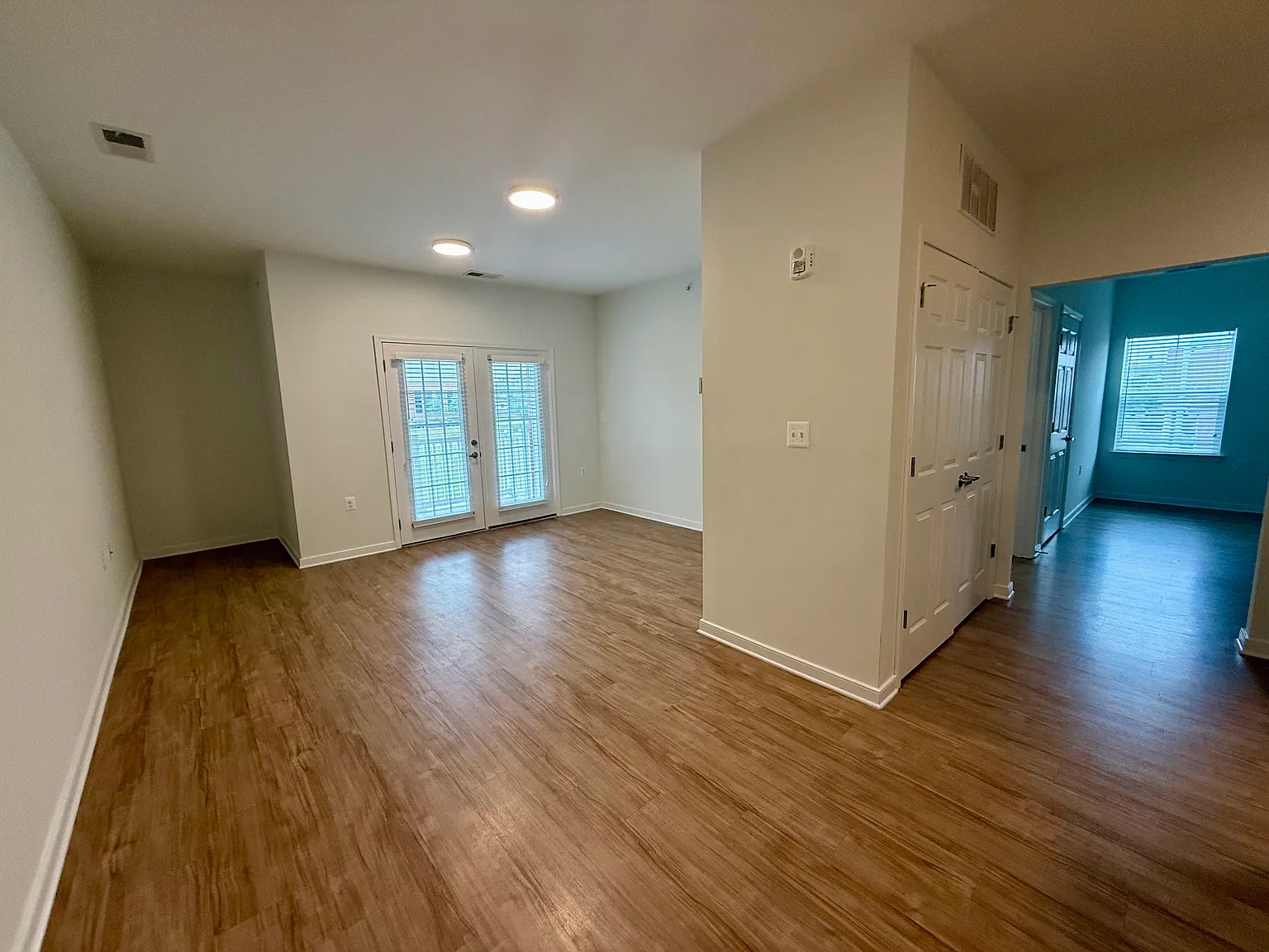 105 Charles St — Photo 4