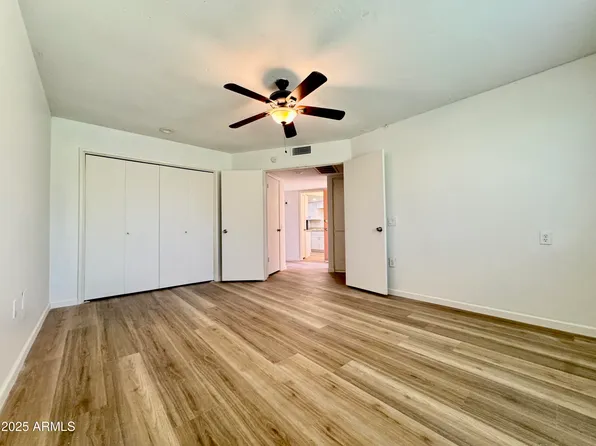 10949 W COGGINS Drive, Sun City, AZ 85351