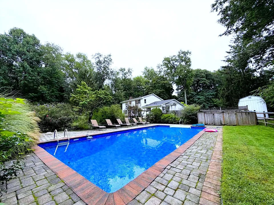 119 Edgewood Rd