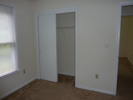 5th image of 416 Beechwood Ave