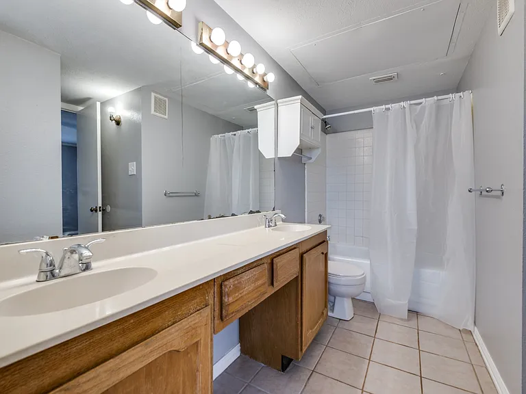 4646 Carr St — Photo 14