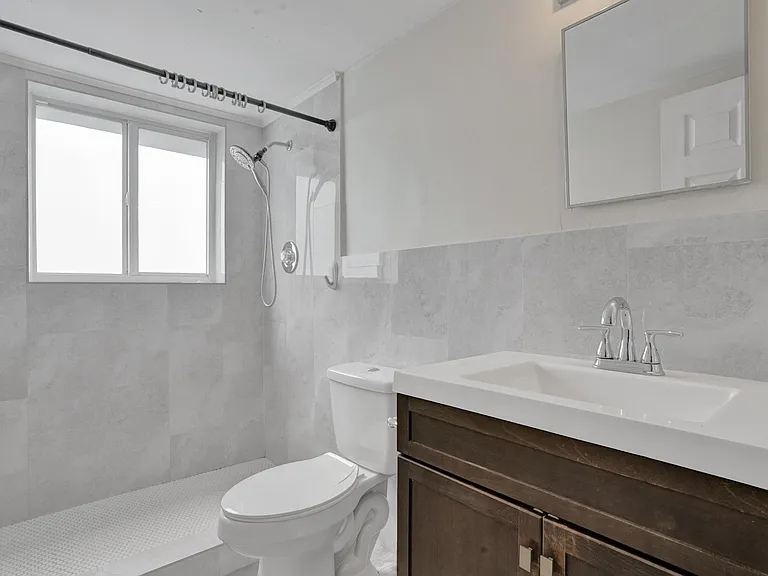 115 SW 1st Ave #1 — Photo 23