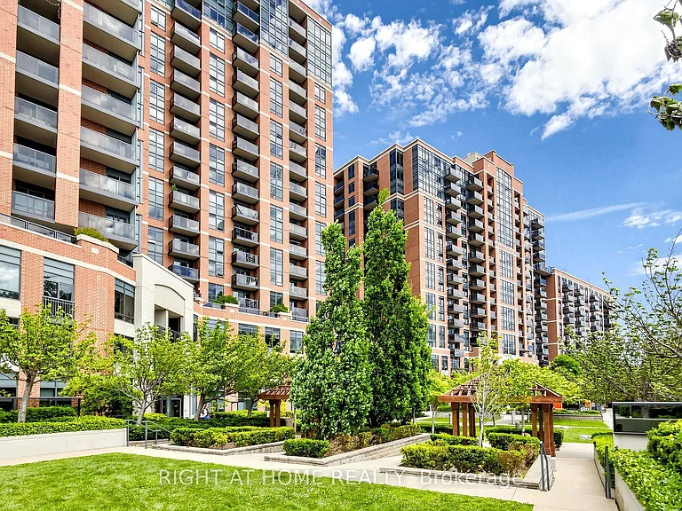 60 Heintzman St #2206 — Photo 25