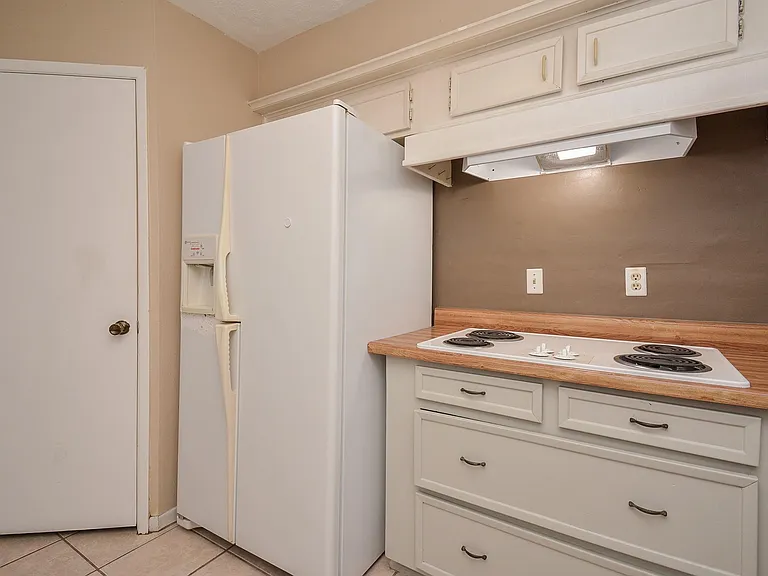 21318 Park Valley Dr — Photo 22
