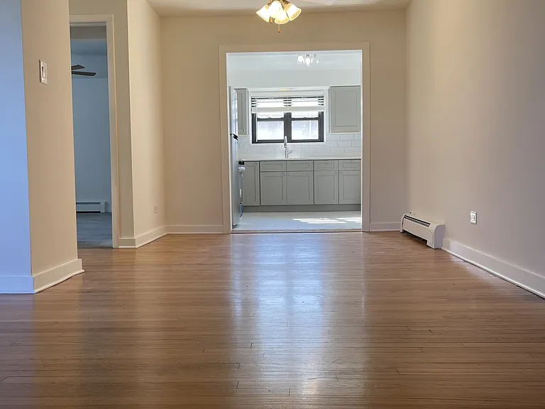 8638 Niles Center Rd #3A — Photo 6