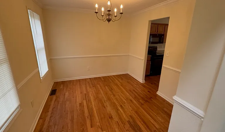 202 Heartwood Xing — Photo 10