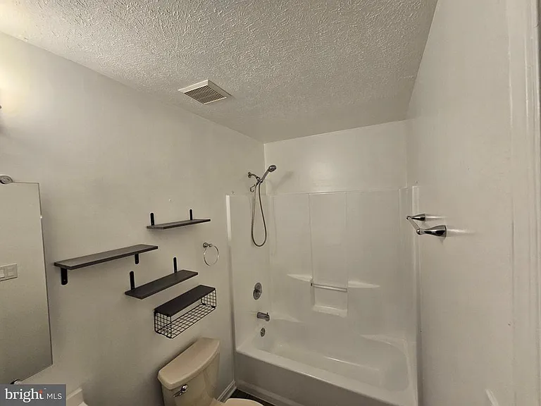 730 Ox Bow Ln — Photo 12