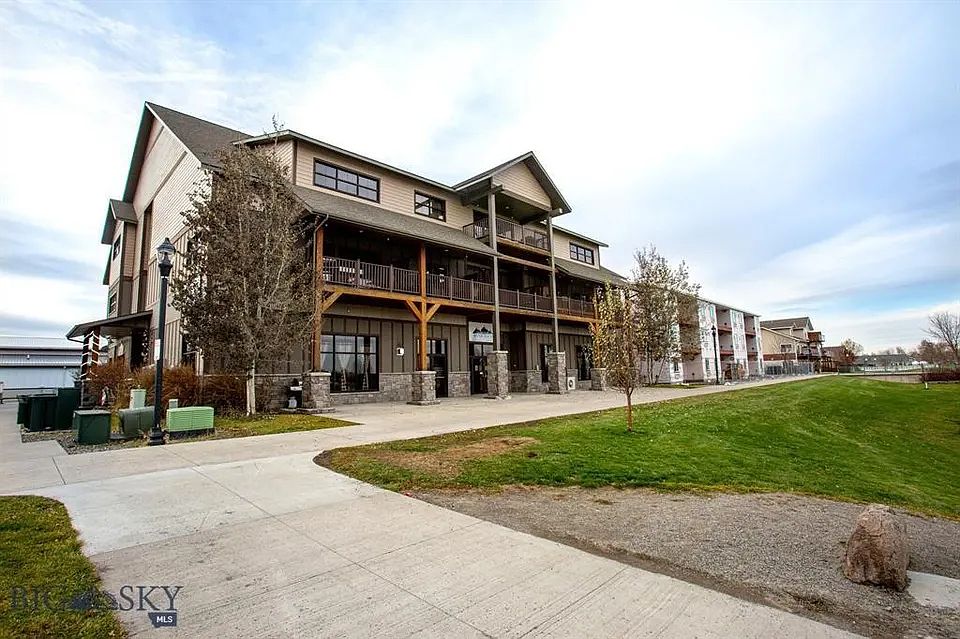 top middle with the balcony overlooking water a must see.
